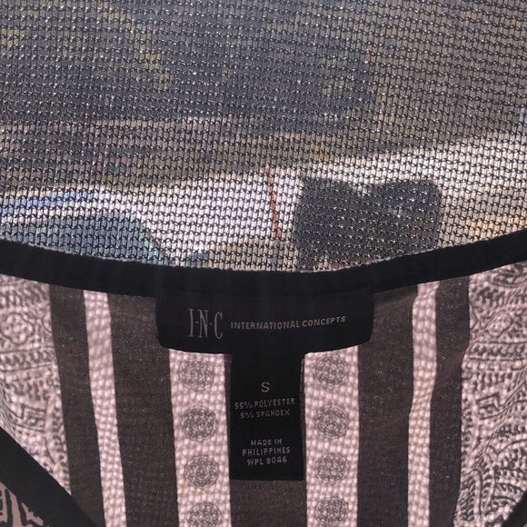 Black and white INC tank top - Picture 2 of 4